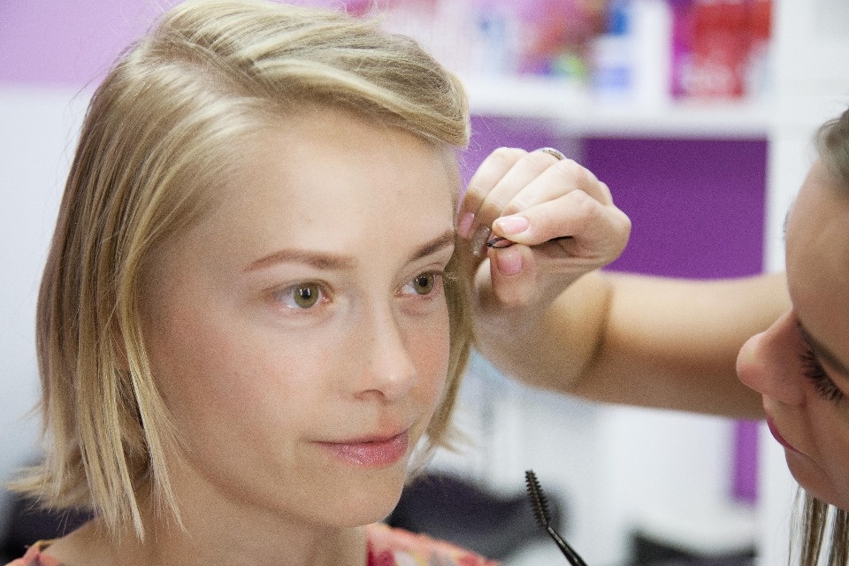 Деловая и яркая