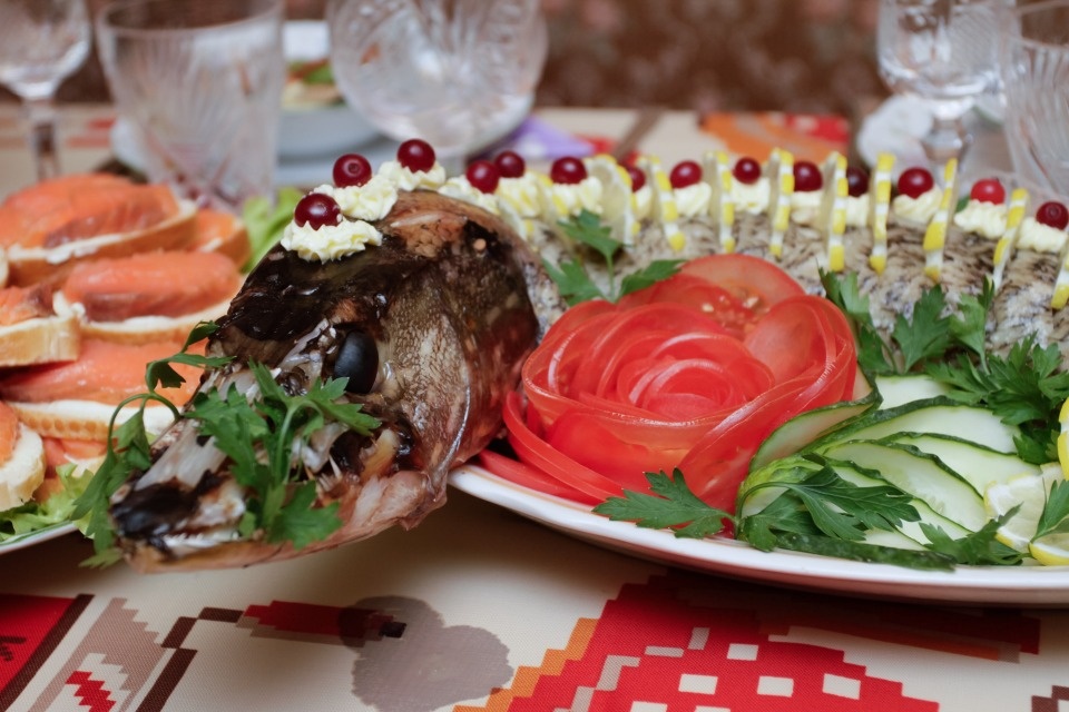 Губернатору на мобильный