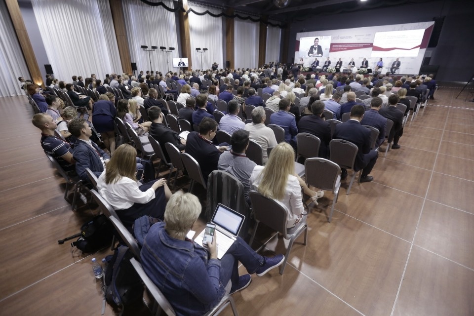 Выездная сессия Петербургского международного экономического форума в Пскове Выездная сессия Петербургского международного экономического форума в Пскове