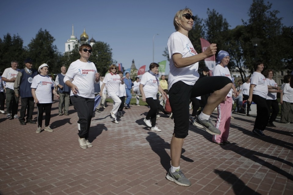 Псковичи пробежали «Золотую милю» в Финском парке Псковичи пробежали «Золотую милю» в Финском парке