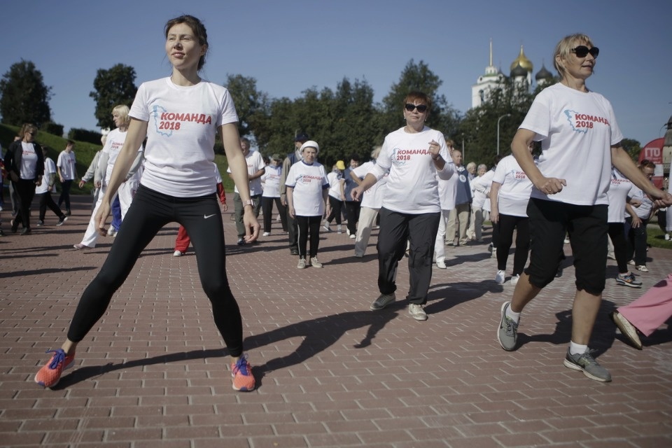 Псковичи пробежали «Золотую милю» в Финском парке Псковичи пробежали «Золотую милю» в Финском парке