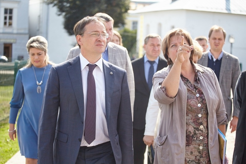 Я поведу тебя в музей