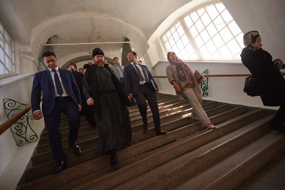 Я поведу тебя в музей