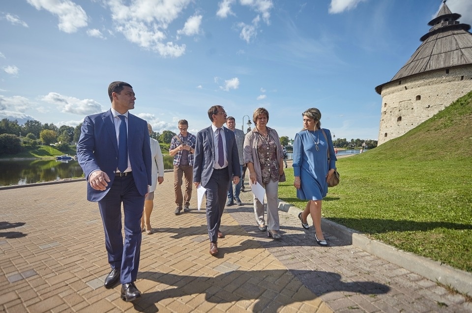 Я поведу тебя в музей