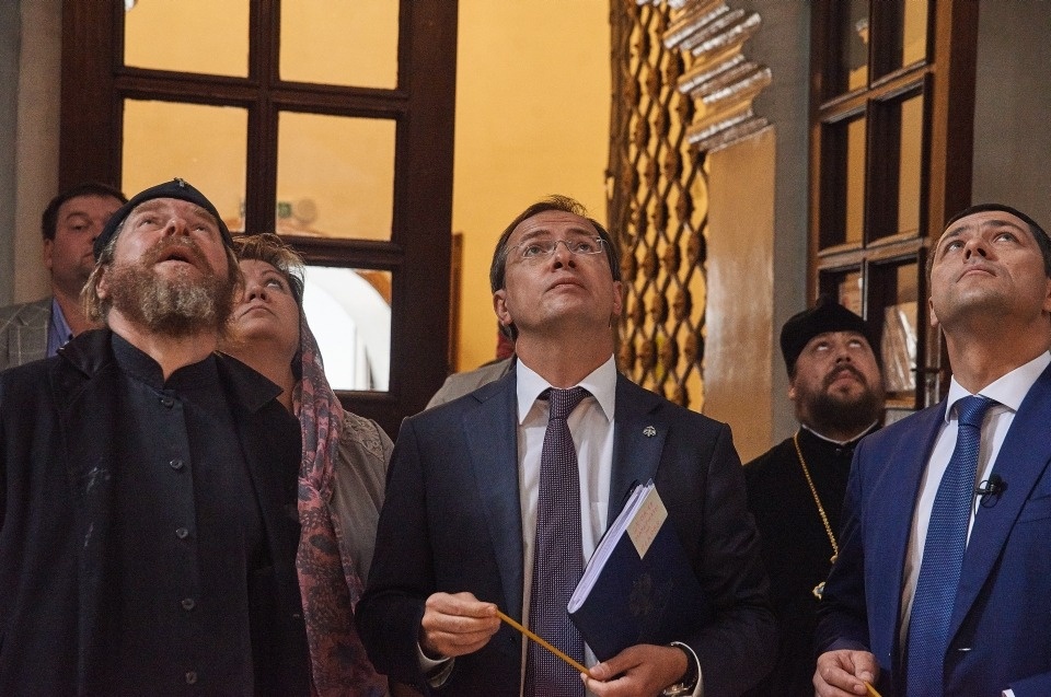 Я поведу тебя в музей