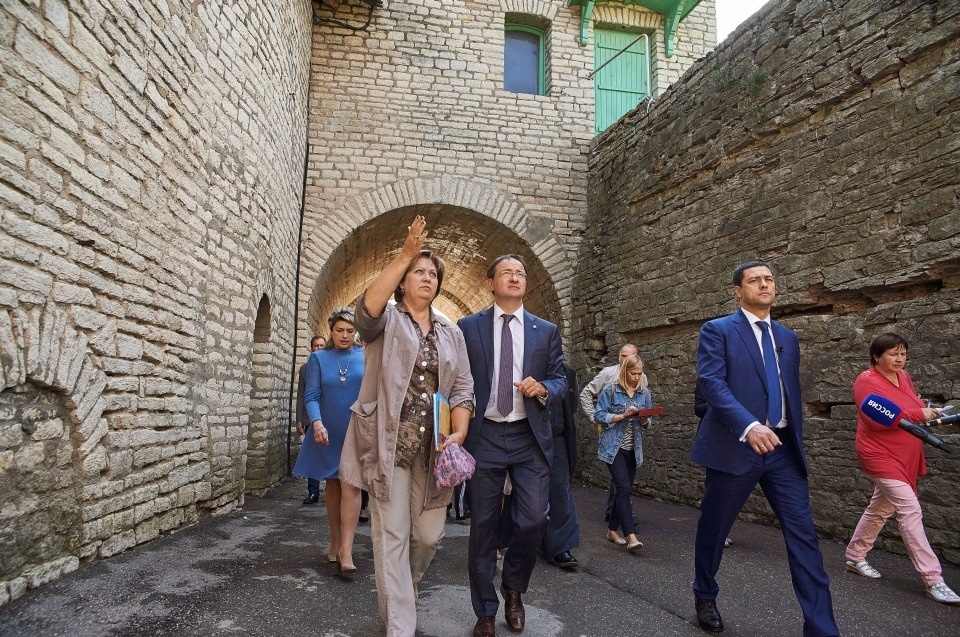 Я поведу тебя в музей