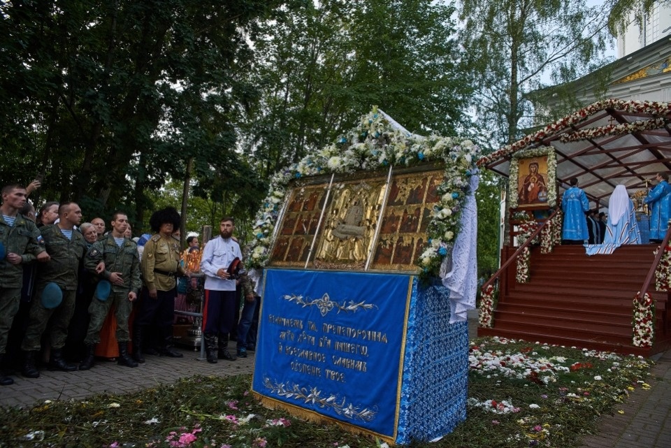 Успение Божьей матери отмечают в Псково-Печерском монастыре