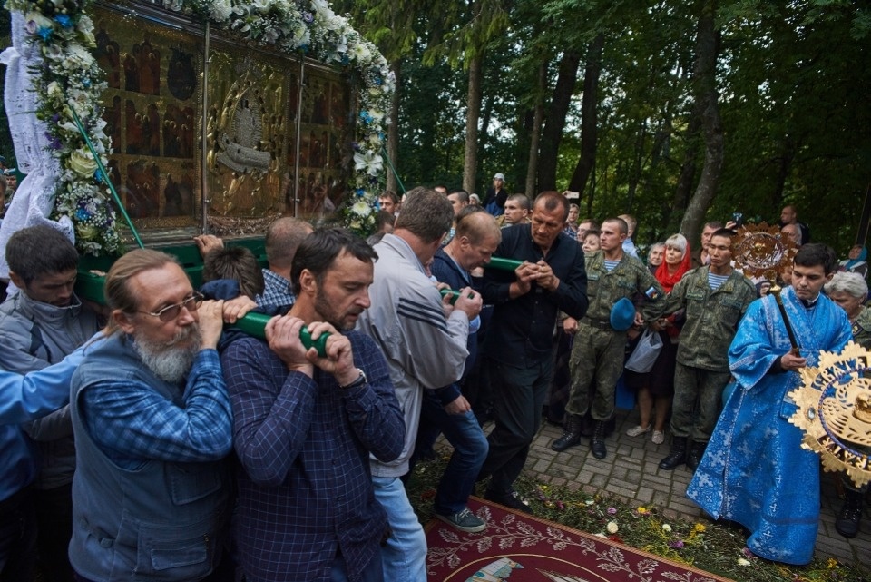 Успение Божьей матери отмечают в Псково-Печерском монастыре