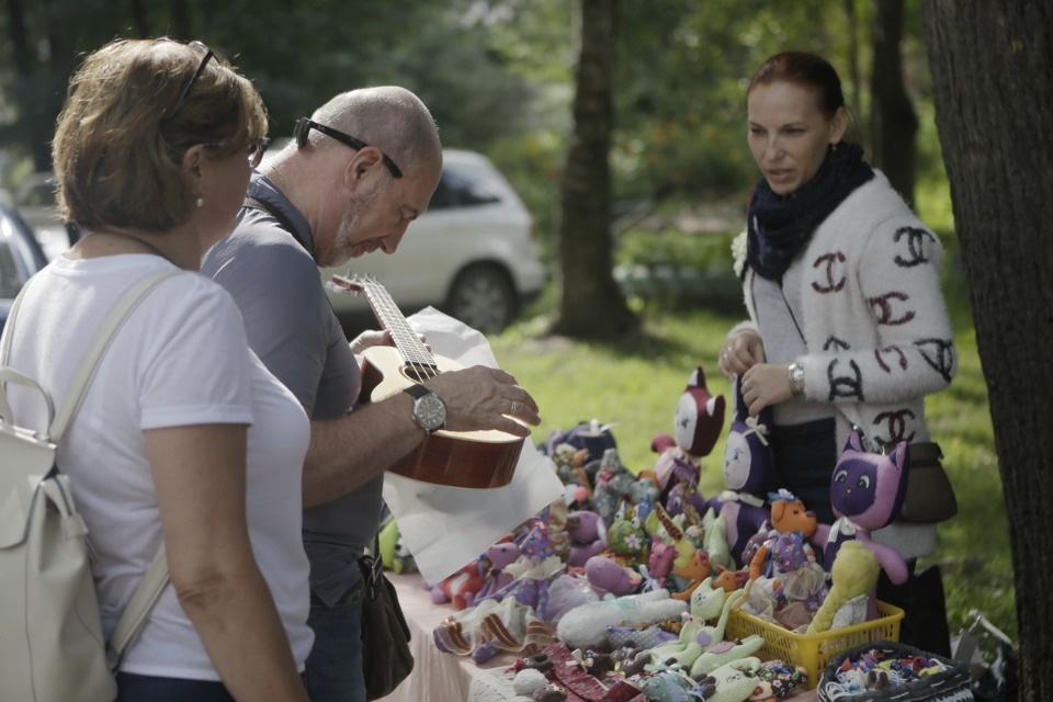 Дворовые игры и выставку о советском детстве устроили в Пскове 1 сентября