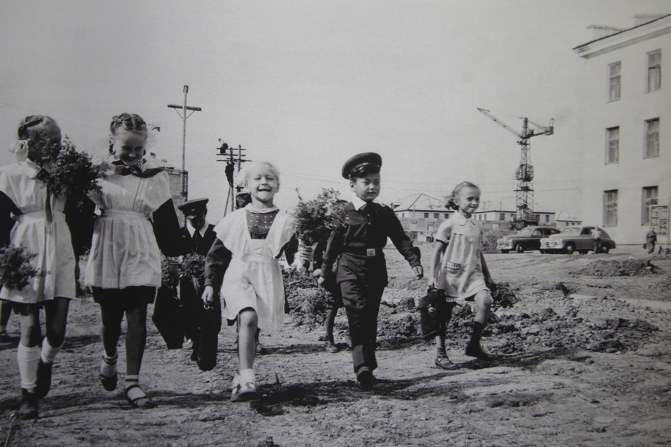 Дворовые игры и выставку о советском детстве устроили в Пскове 1 сентября