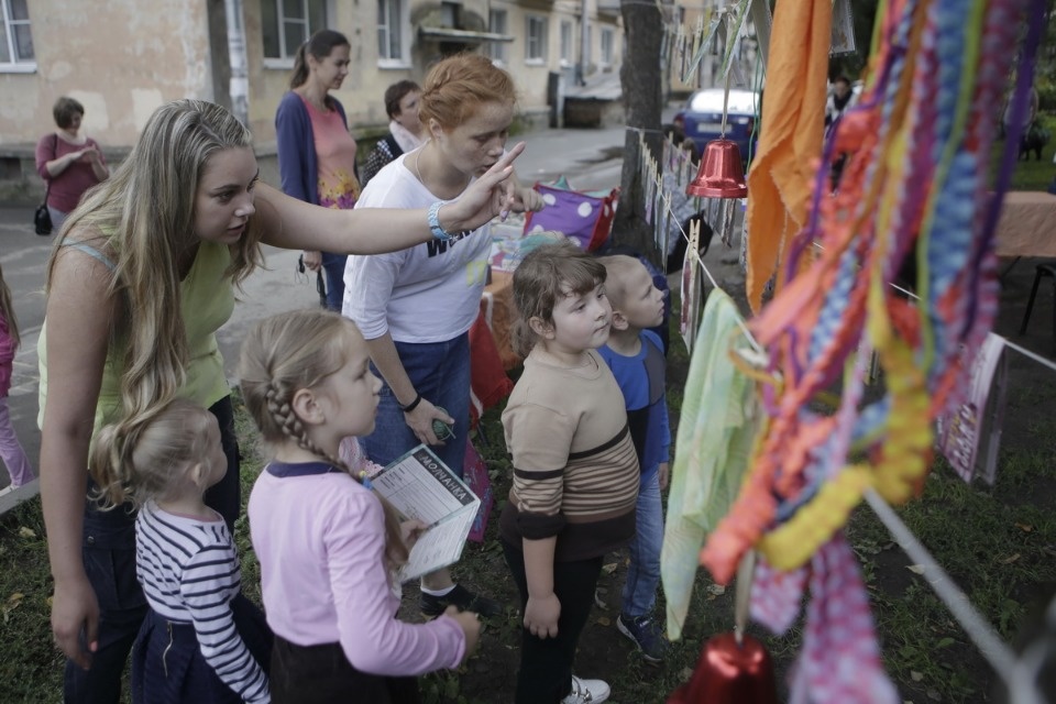 Дворовые игры и выставку о советском детстве устроили в Пскове 1 сентября