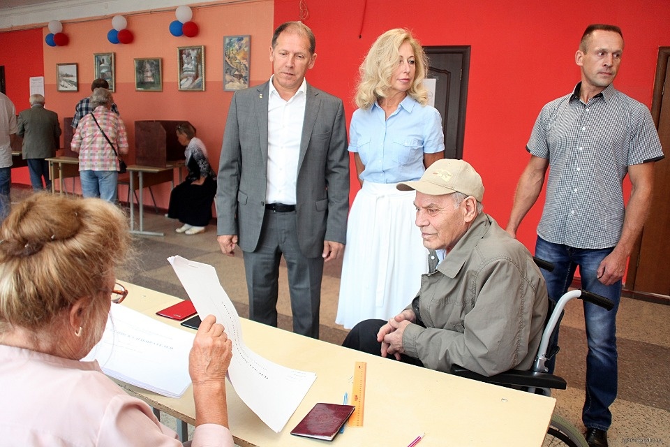 Как проходят выборы губернатора Псковской области