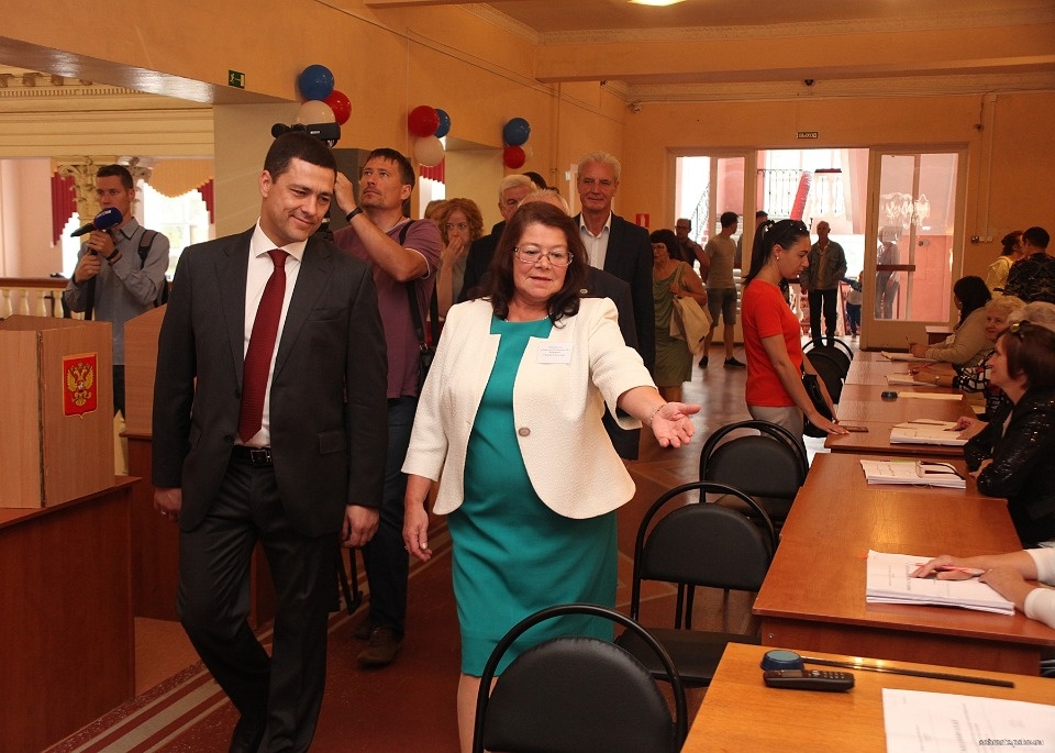 Как проходят выборы губернатора Псковской области