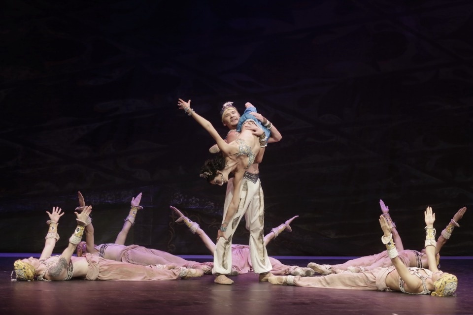 75-й сезон филармонии начался с Имперского русского балета 75-й сезон филармонии начался с Имперского русского балета