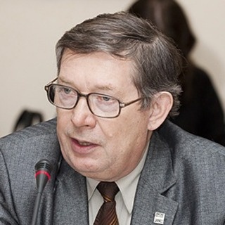 Недострой с биографией