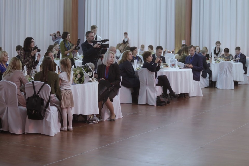 В Пскове наградили «СМИротворцев» В Пскове наградили «СМИротворцев»