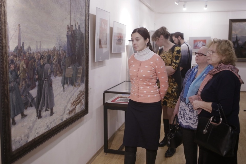 Выставка, посвященная 100-летию комсомола Выставка, посвященная 100-летию комсомола