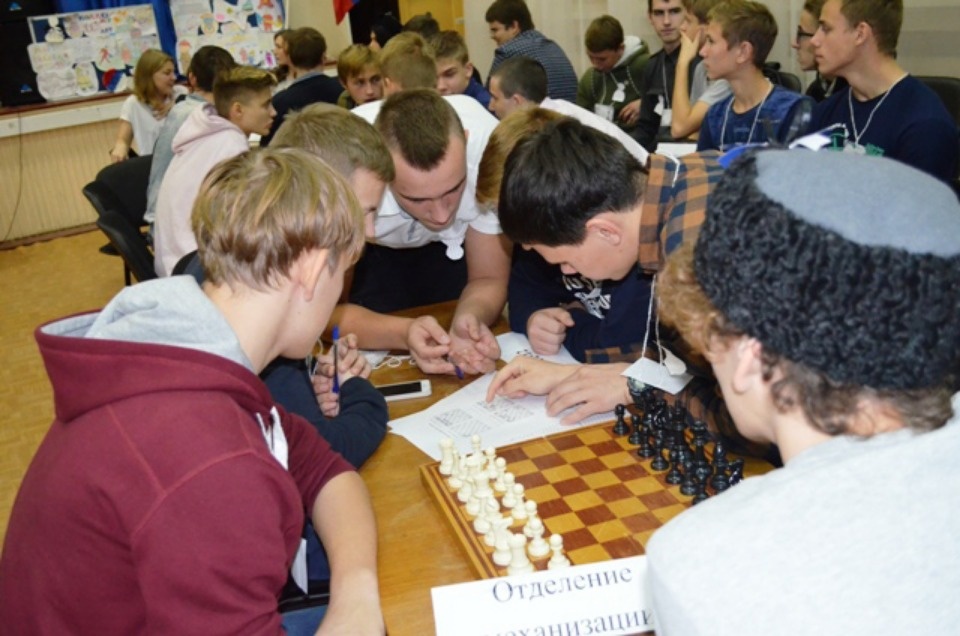 Псковский агротехнический колледж отметил своё 115-летие шахматным турниром