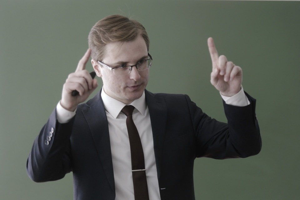 Учитель истории Илья Казанцев поборется за статуэтку премии «Народное признание – 2018»