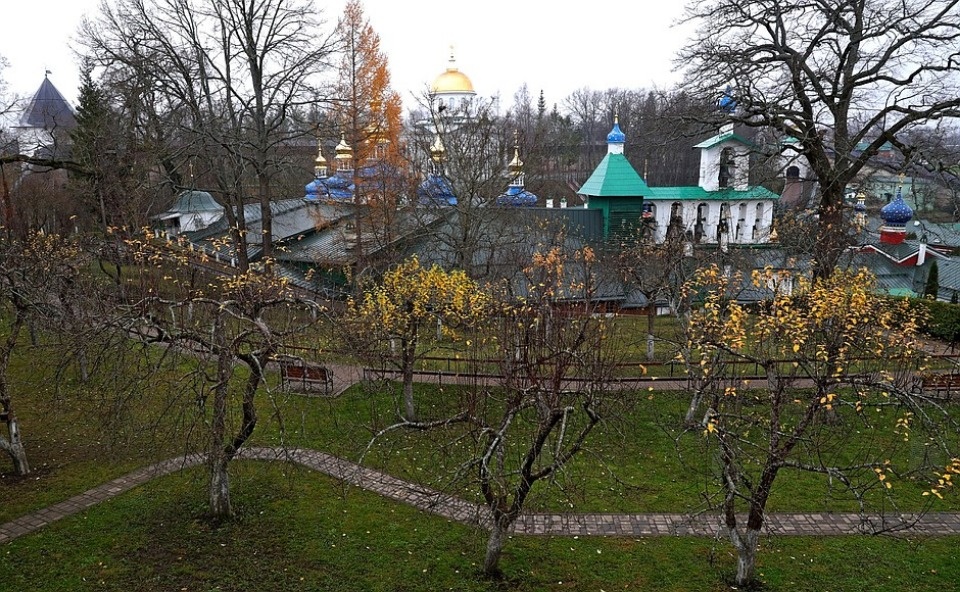Владимир Путин посетил Свято-Успенский Псково-Печерский монастырь Владимир Путин посетил Свято-Успенский Псково-Печерский монастырь