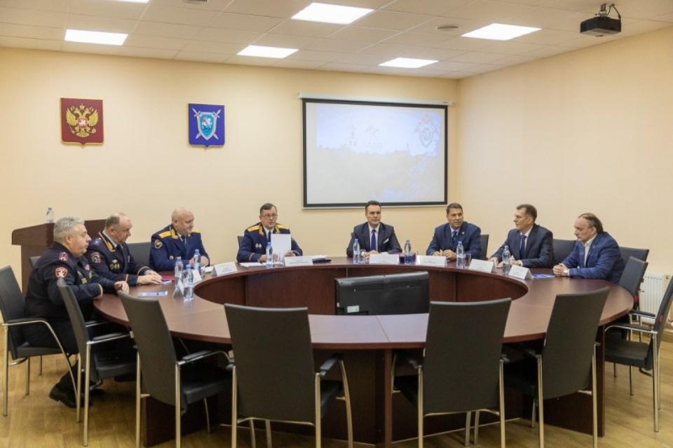 Нового руководителя Следственного управления по Псковской области представили личному составу