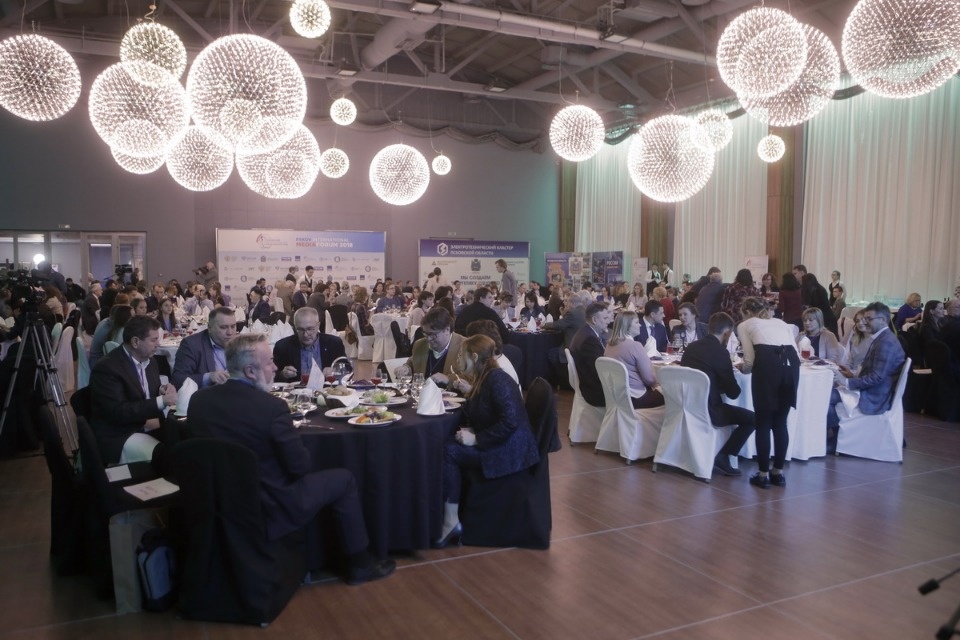 Награждение участников Псковского международного Медиафорума Награждение участников Псковского международного Медиафорума