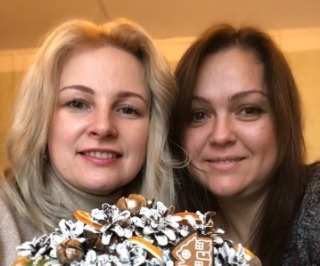 Инна Горяева и Юлия Скорнякова: Наши подсвечники из шишек - прекрасный подарок