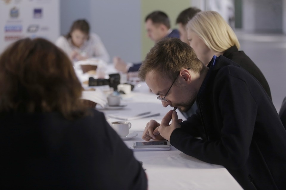 Встреча Михаила Ведерникова с руководством региональных СМИ Встреча Михаила Ведерникова с руководством региональных СМИ