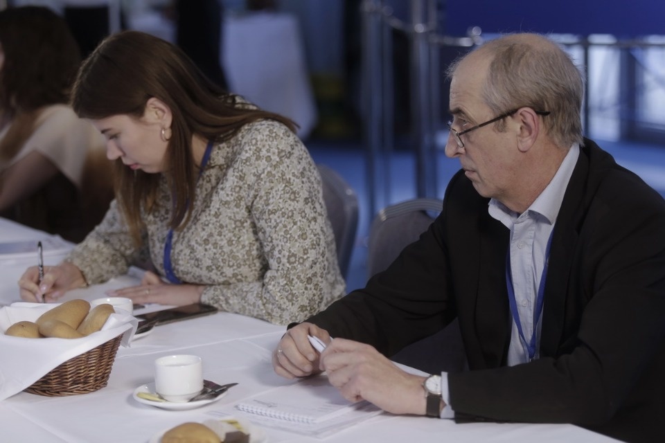 Встреча Михаила Ведерникова с руководством региональных СМИ Встреча Михаила Ведерникова с руководством региональных СМИ