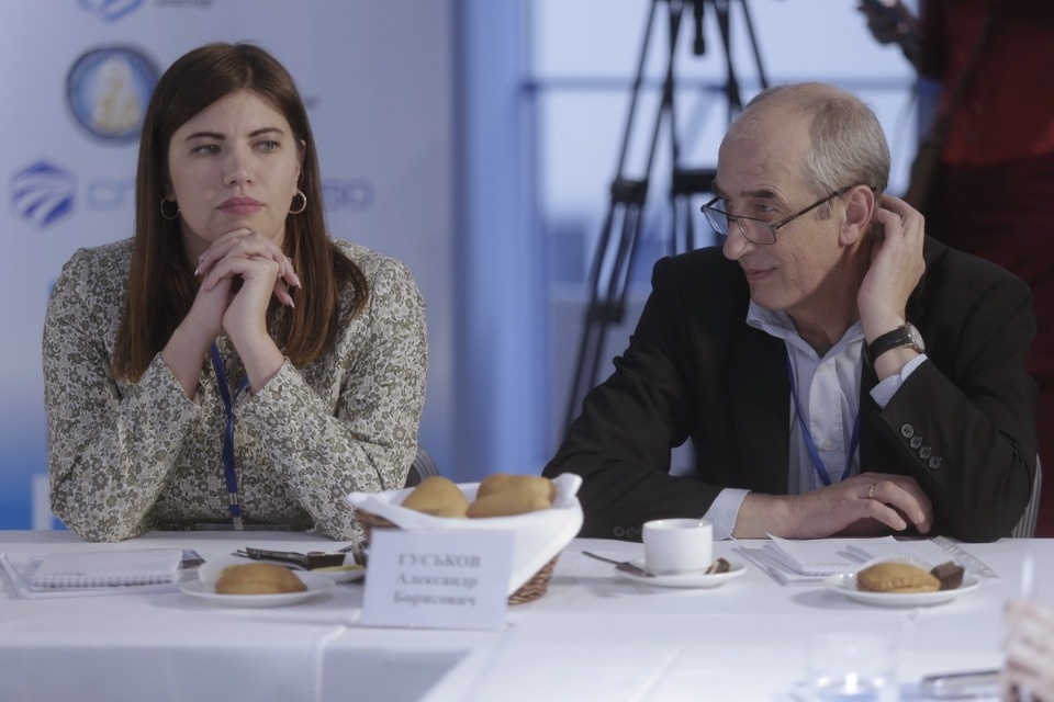 Встреча Михаила Ведерникова с руководством региональных СМИ Встреча Михаила Ведерникова с руководством региональных СМИ