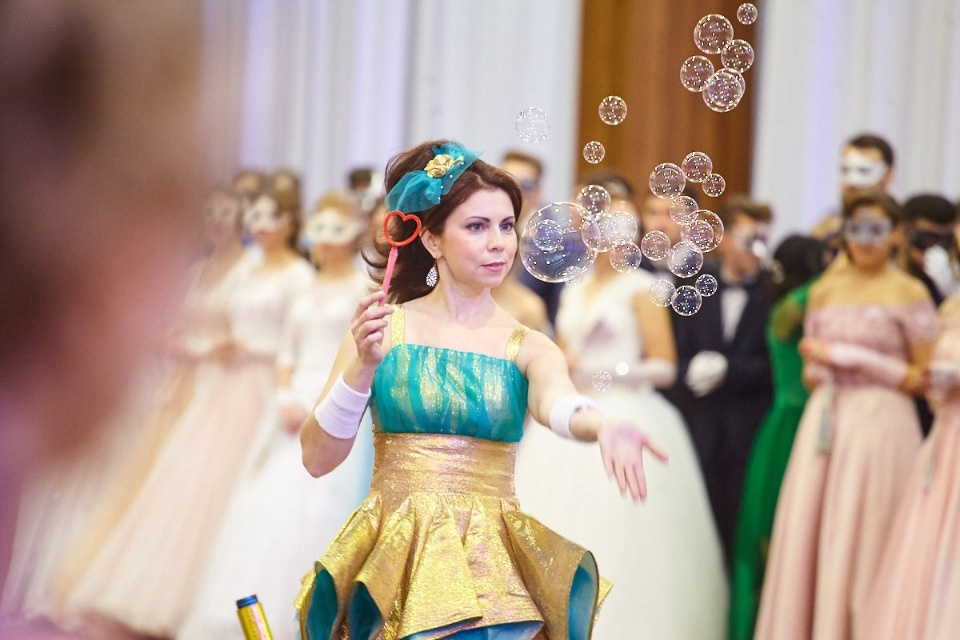 Зимний студенческий бал-маскарад