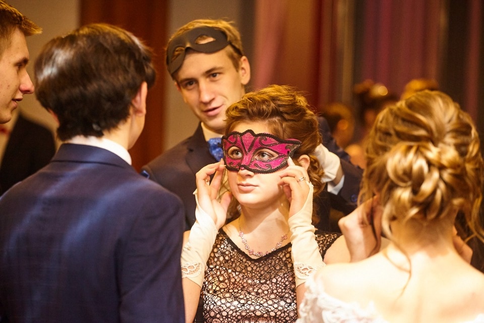Зимний студенческий бал-маскарад