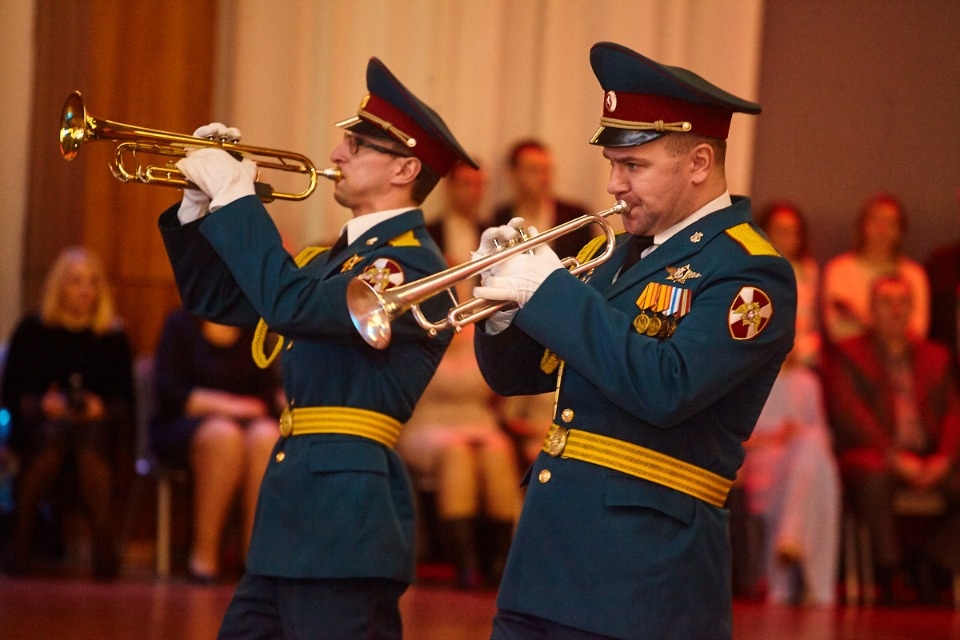 Зимний студенческий бал-маскарад