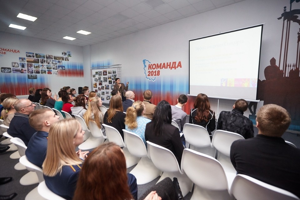 Встреча Михаила Ведерникова с волонтерами и участниками проекта «Великие имена России»