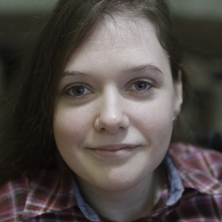 Строители приступили к реконструкции ванной комнаты героини «Псковской правды» Татьяны Слиж