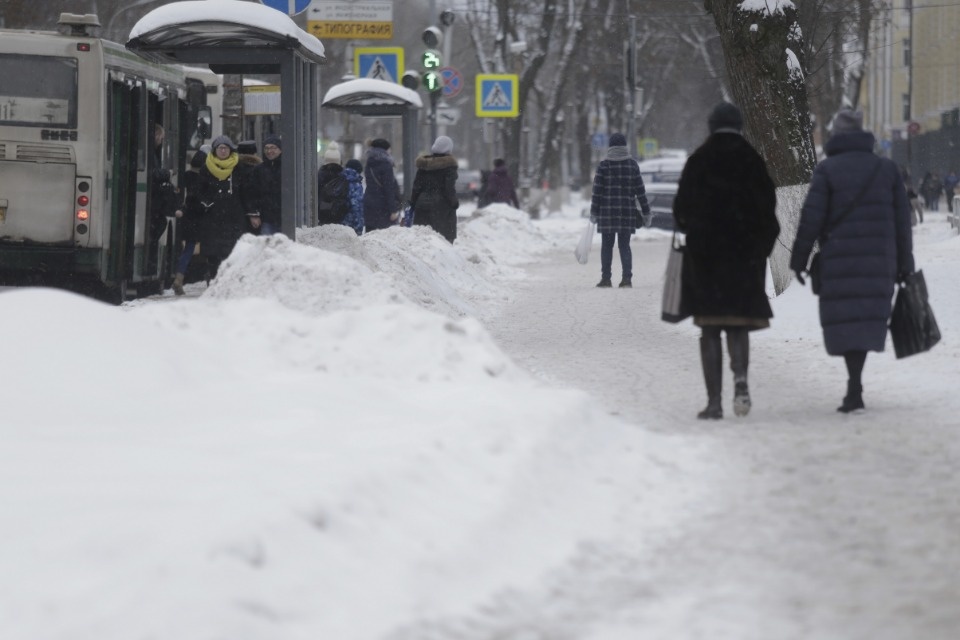Как убирают снег в Пскове этой зимой