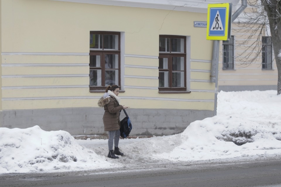 Как убирают снег в Пскове этой зимой