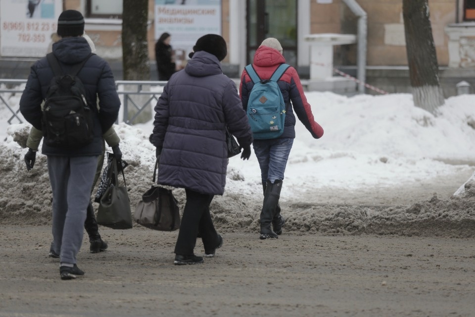 Как убирают снег в Пскове этой зимой