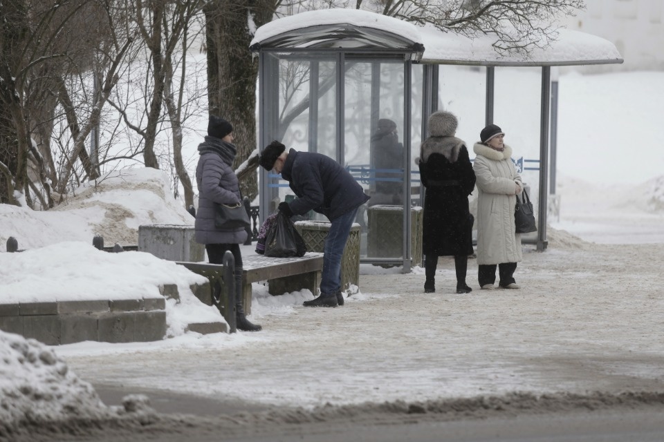 Как убирают снег в Пскове этой зимой