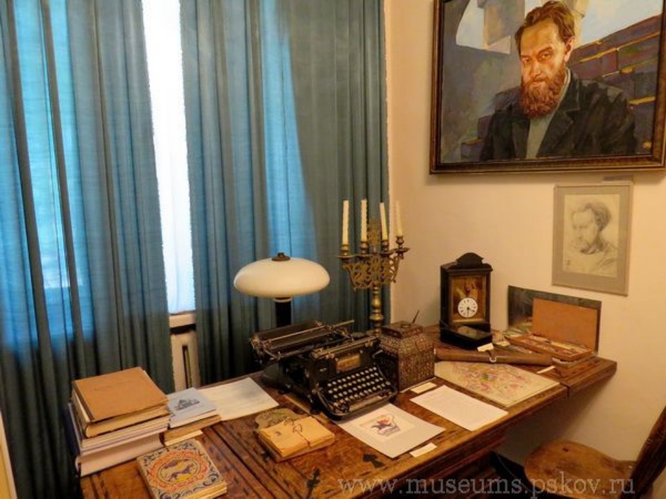 Выставка «Юрий Спегальский и Ольга Аршакуни: блокадные страницы» открылась в Пскове