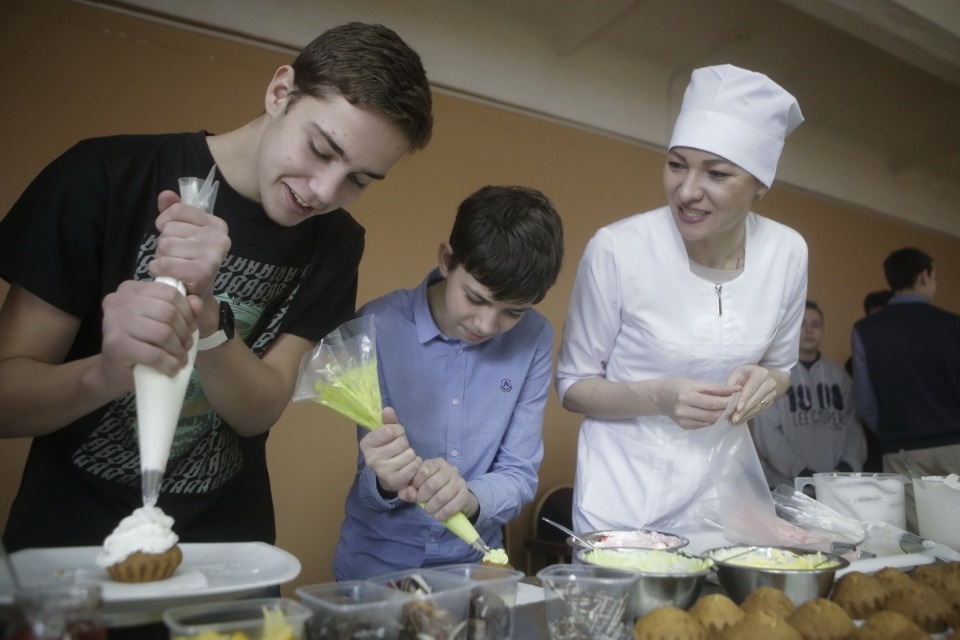 Мастер-класс по украшению кондитерских изделий