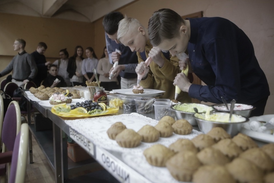 Мастер-класс по украшению кондитерских изделий