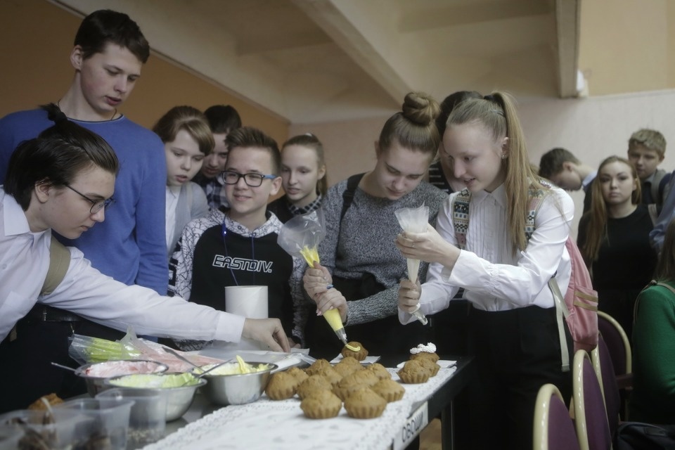 Мастер-класс по украшению кондитерских изделий