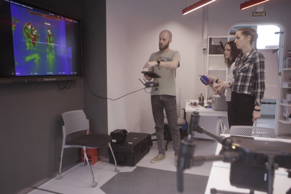 Журналисты играли как дети в «Кванториуме» Пскова Журналисты играли как дети в «Кванториуме» Пскова