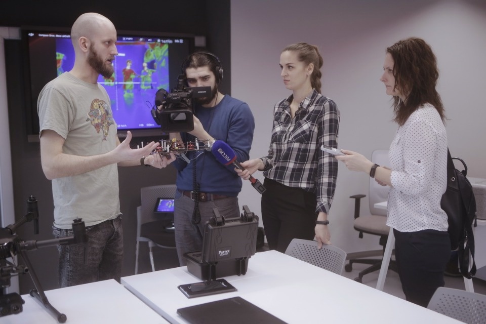 Журналисты играли как дети в «Кванториуме» Пскова Журналисты играли как дети в «Кванториуме» Пскова