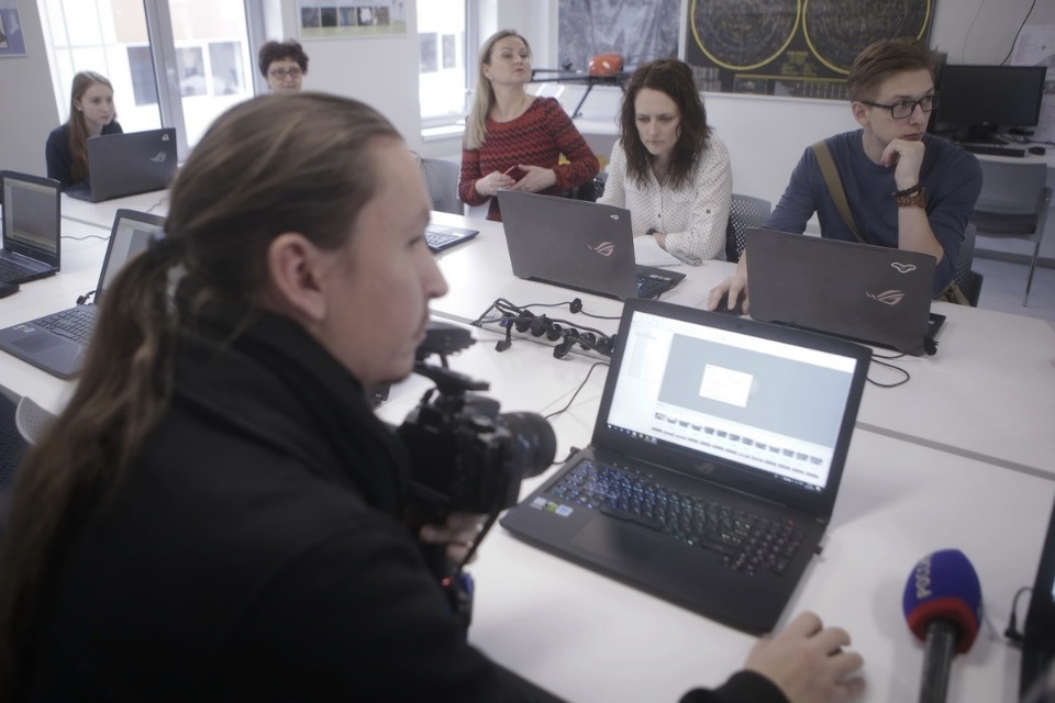 Журналисты играли как дети в «Кванториуме» Пскова Журналисты играли как дети в «Кванториуме» Пскова