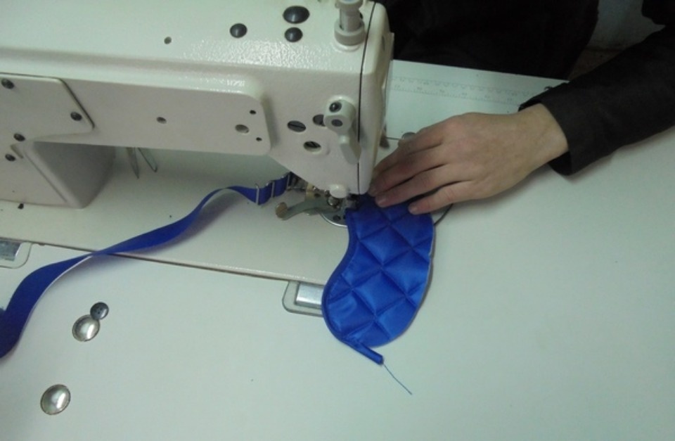 В российских поездах появятся маски для сна, изготовленные заключенными из Островского района В российских поездах появятся маски для сна, изготовленные заключенными из Островского района