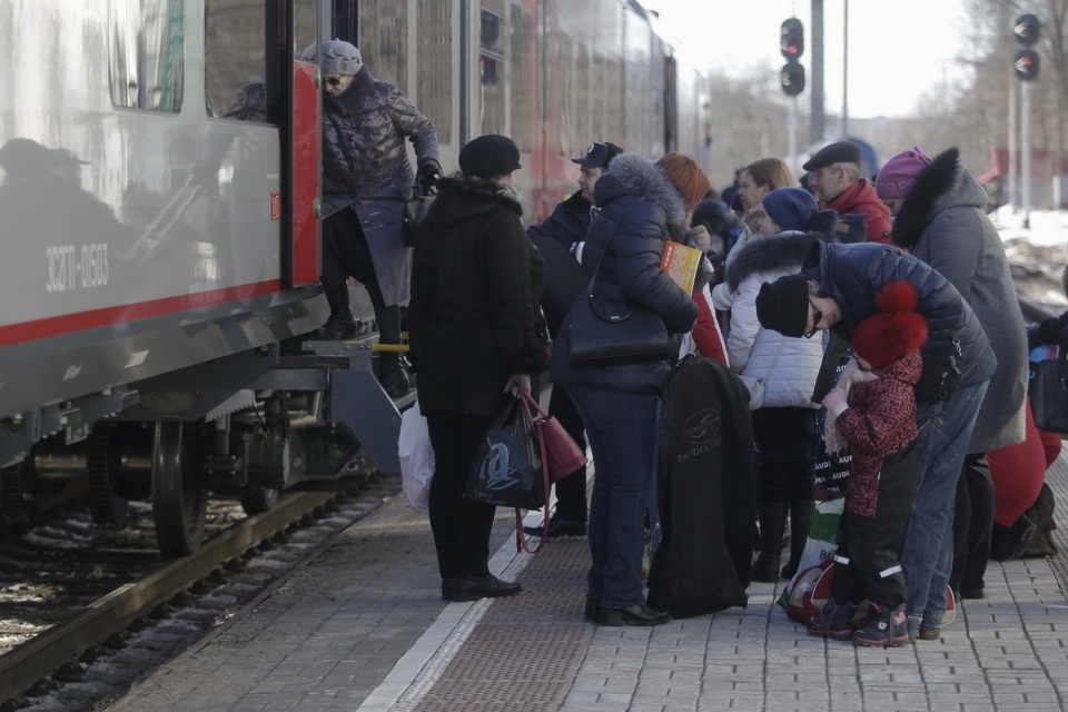 Первая «Ласточка» отправилась из Пскова в Петрозаводск