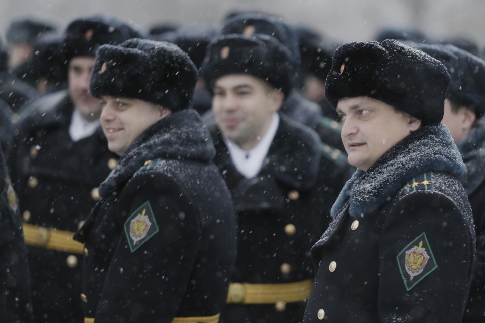 Парад войск Псковского гарнизона в День защитника Отечества Парад войск Псковского гарнизона в День защитника Отечества