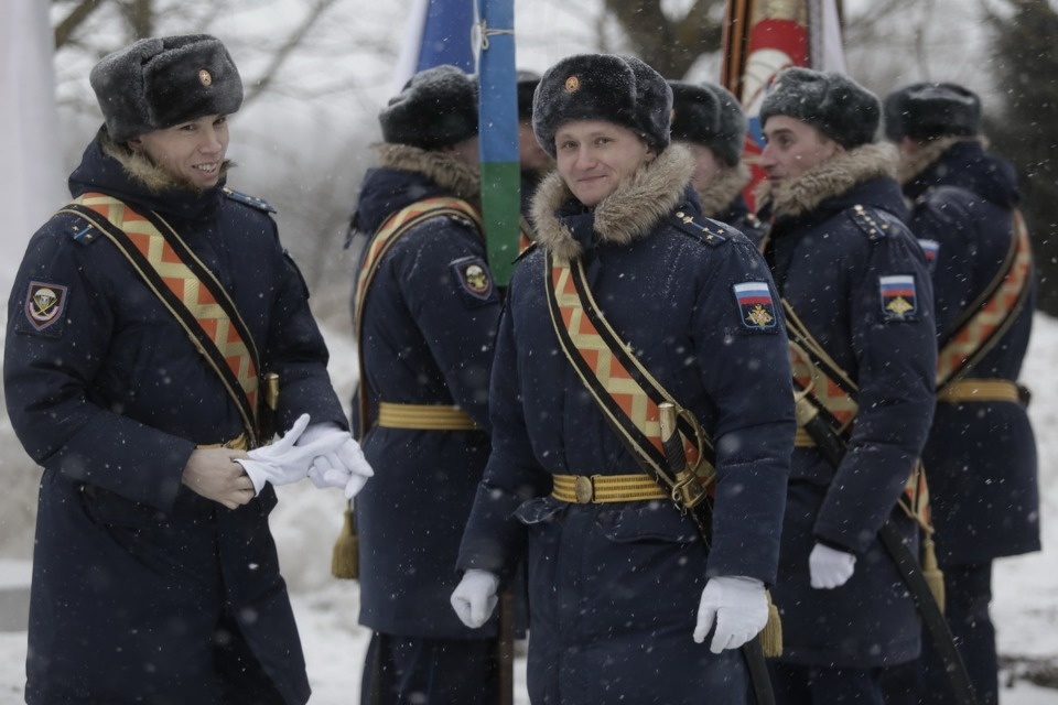Парад войск Псковского гарнизона в День защитника Отечества Парад войск Псковского гарнизона в День защитника Отечества